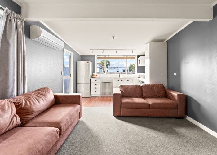 at 27 Loyalty Street, Forbury, Dunedin, Otago