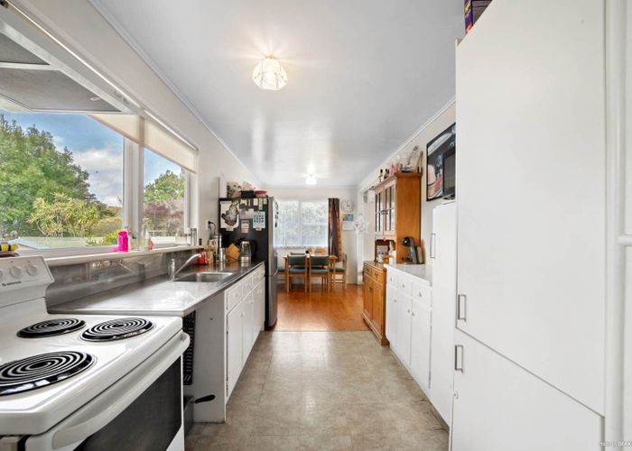  at 14 Aplin Place, Birkdale, Auckland