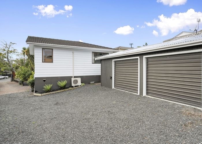  at 4 Kellett Road, Ranui, Waitakere City, Auckland