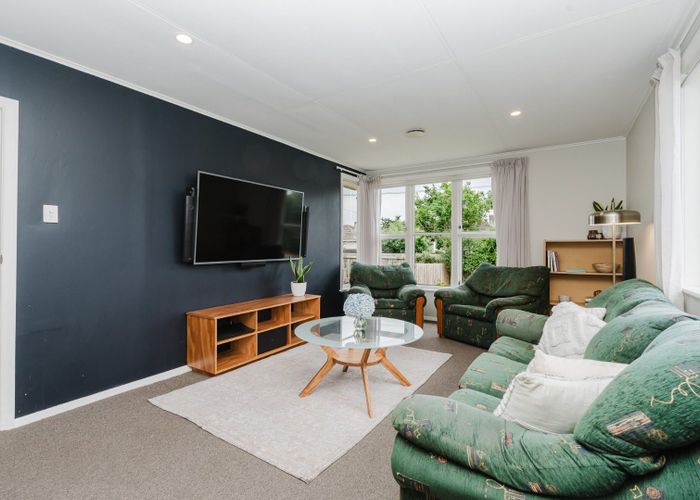  at 45 Yeats Crescent, Fairfield, Hamilton, Waikato