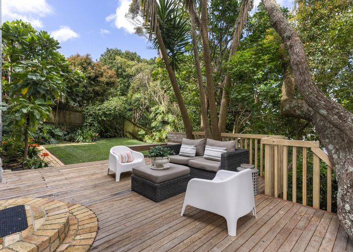  at 20 Grand View Road, Remuera, Auckland