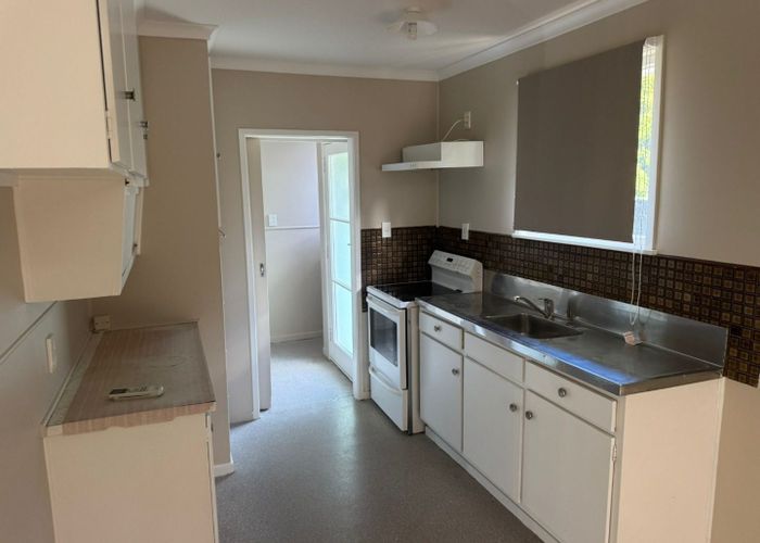  at 76 Fitzwater Place, Henderson, Waitakere City, Auckland