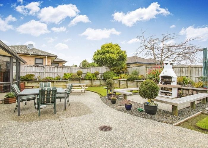  at 26 Brittany Drive, Henderson, Waitakere City, Auckland