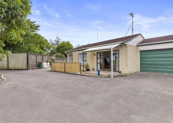  at 1/36 Trentham Road, Papakura, Auckland