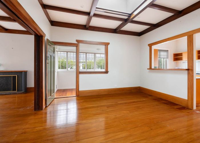  at 54 Beresford Street, Bayswater, North Shore City, Auckland
