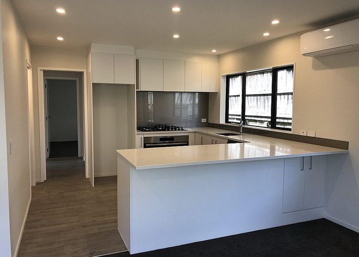  at 112b Gracechurch Drive, Flat Bush, Manukau City, Auckland