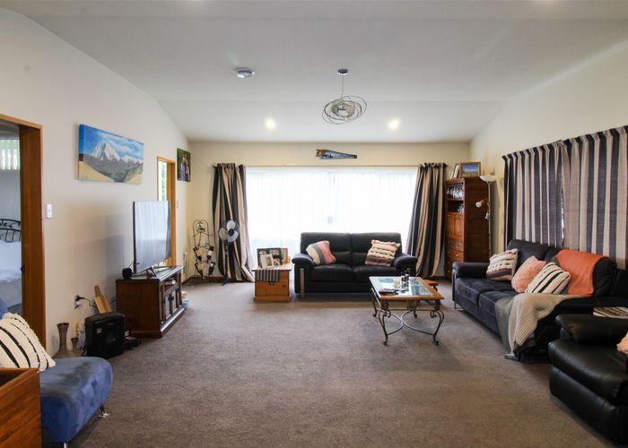  at 44 Weston Road, Waiareka Junction, Oamaru