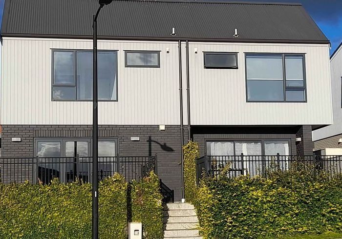  at 3 Maureen Close, East Tamaki Heights, Manukau City, Auckland