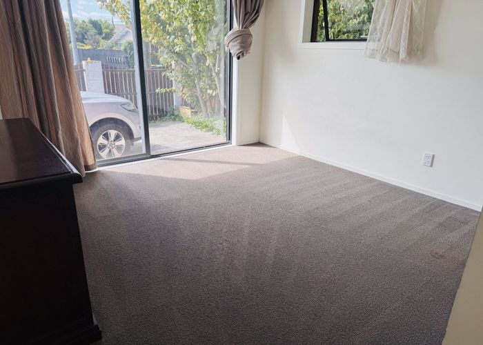  at 17 Nortons Road, Avonhead, Christchurch City, Canterbury