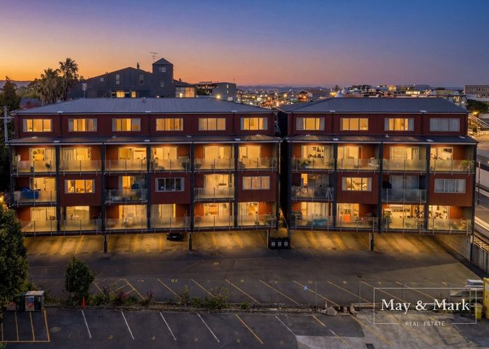  at 13/1 Akiraho Street, Mount Eden, Auckland City, Auckland