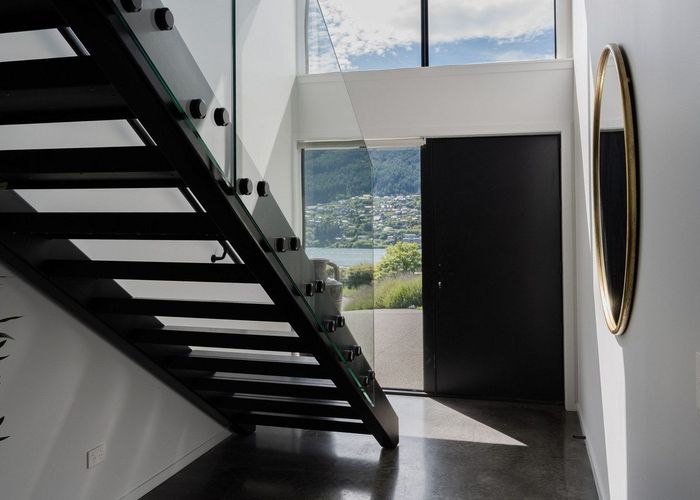  at 8 Spring Hill Road, Kelvin Heights, Queenstown