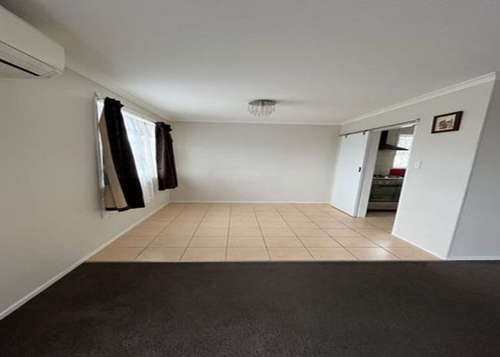  at 1/17 Charntay Avenue, Clover Park, Manukau City, Auckland