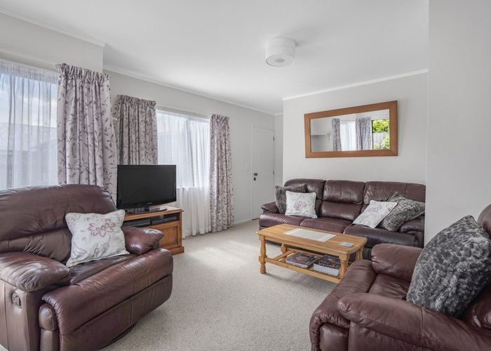  at 13D Gibbs Crescent, Wainuiomata, Lower Hutt