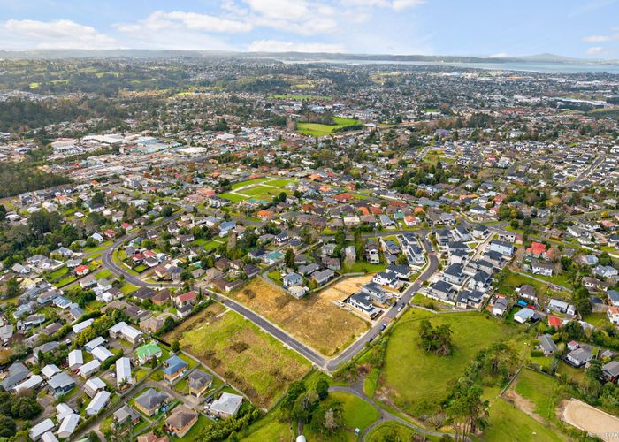  at 6 Monte Cristal Avenue, Swanson, Waitakere City, Auckland