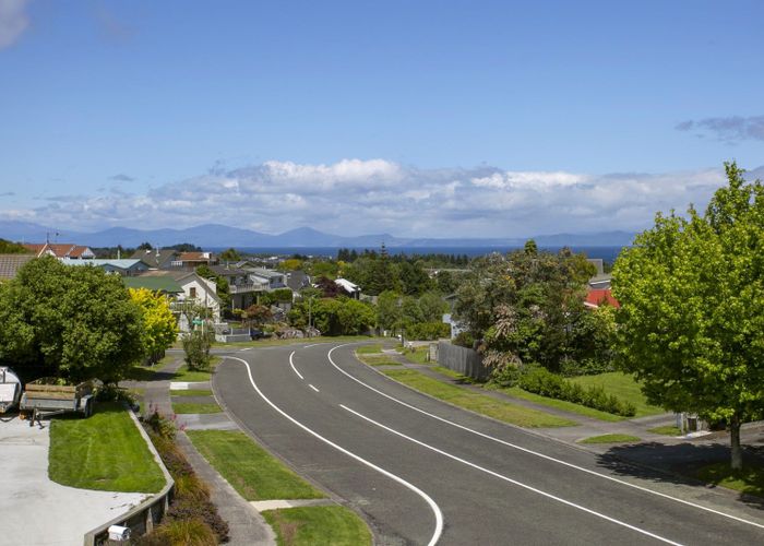  at 7 Hampstead Place, Richmond Heights, Taupo