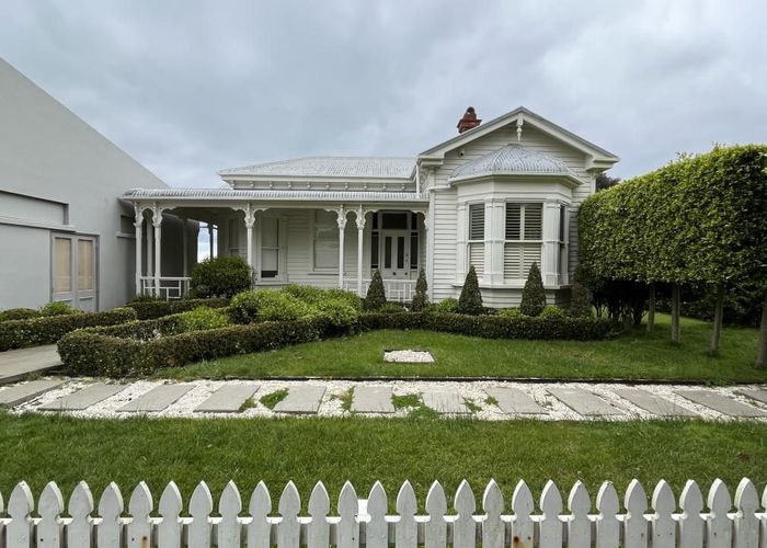  at 2 Garfield Road, Helensville, Rodney, Auckland