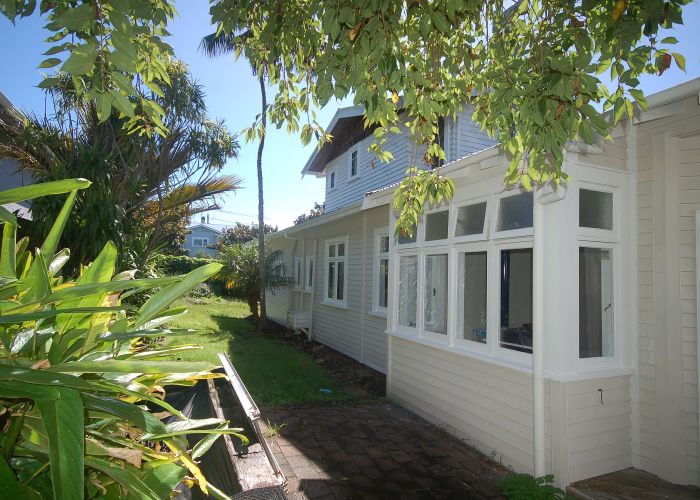  at 8 Mount Royal Avenue, Mount Albert, Auckland City, Auckland
