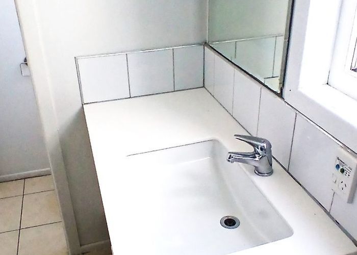  at 2/87 Rintoul Street (incl a bonus spare bedroom), Newtown, Wellington, Wellington