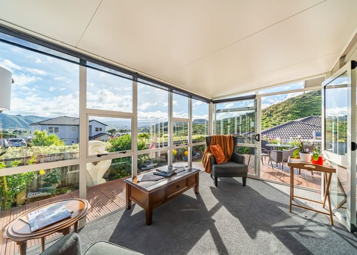  at 48 King Charles Drive, Kingsley Heights, Upper Hutt