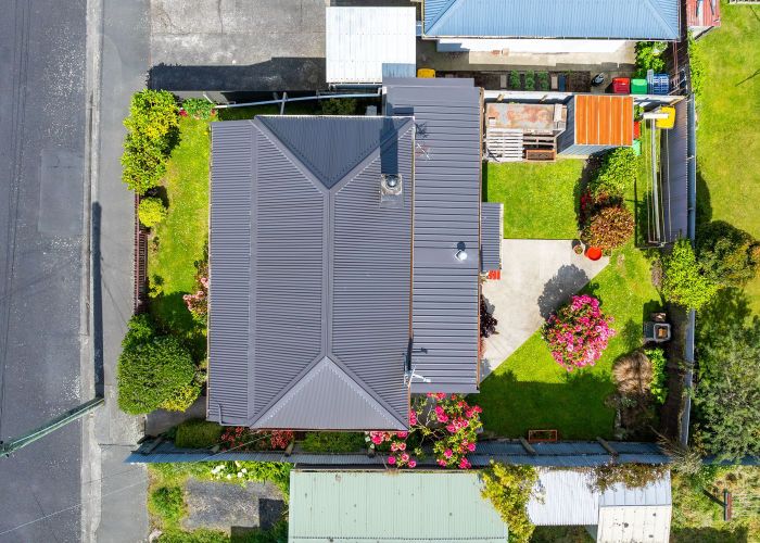  at 6 Nicholson Street, Forbury, Dunedin