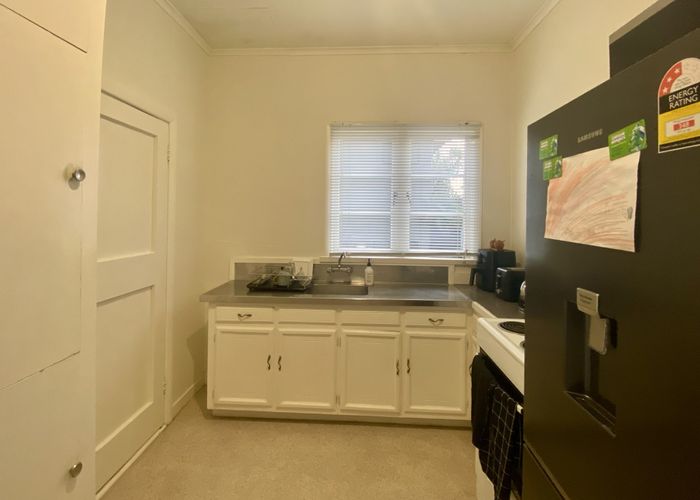  at 227 Onewa Road, Birkenhead, North Shore City, Auckland