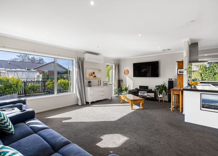  at 320 Pages Road, Wainoni, Christchurch City, Canterbury