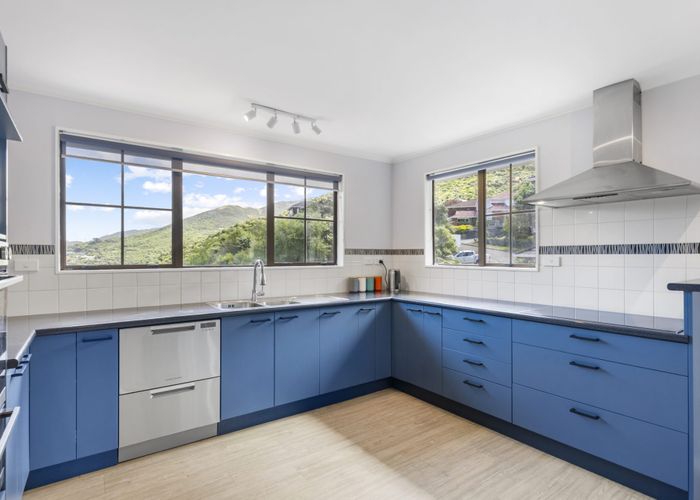  at 42 Vasanta Avenue, Ngaio, Wellington, Wellington