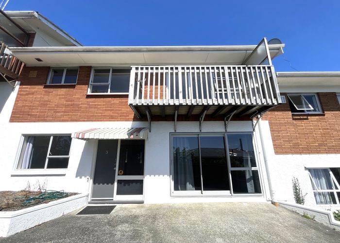  at 3/205 Onewa Road, Birkenhead, North Shore City, Auckland