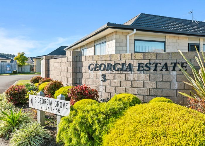  at 25/3 Georgia Grove, Paraparaumu