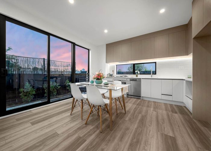  at 24D Finnerty Avenue, Howick, Manukau City, Auckland