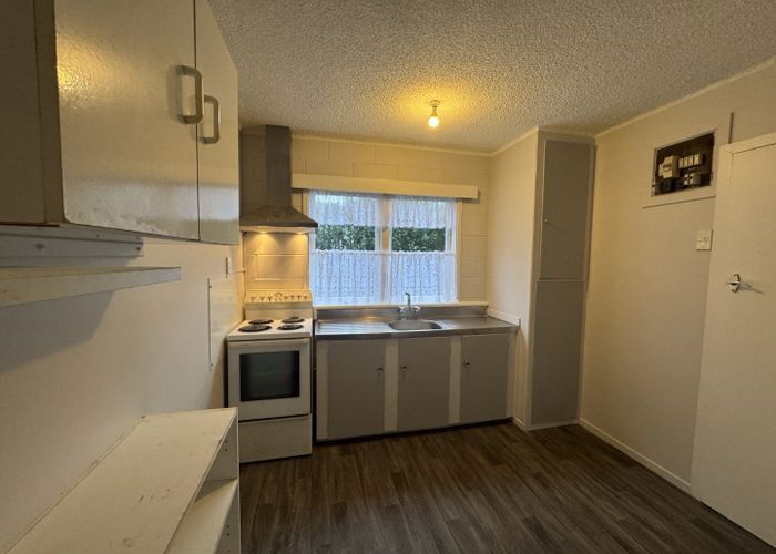  at 2/44 Caulton Street, Saint Johns, Auckland City, Auckland