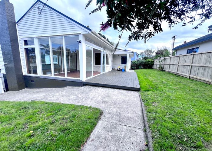  at 8 Onepoto Road, Hauraki, North Shore City, Auckland