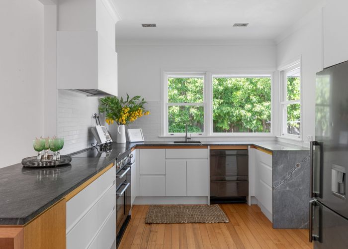  at 24 Island Road, Whataupoko, Gisborne, Gisborne