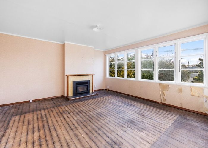  at 14 Newall Avenue, Fendalton, Christchurch City, Canterbury