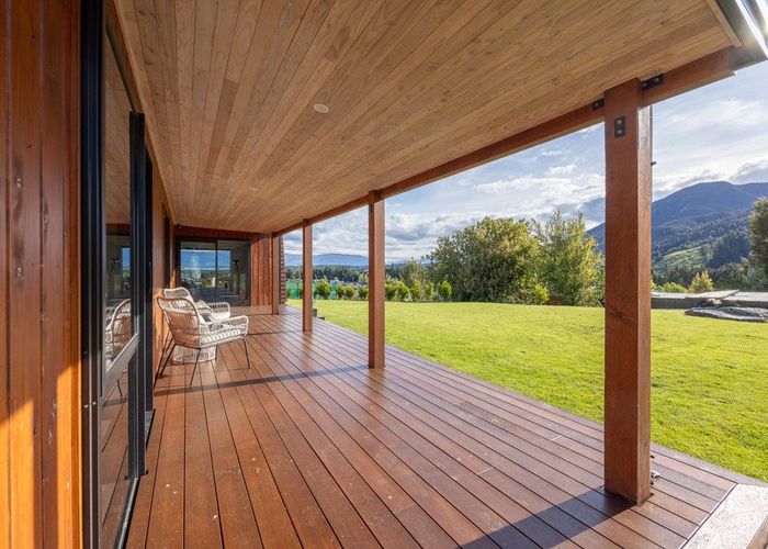  at 44 Noema Terrace, Wanaka