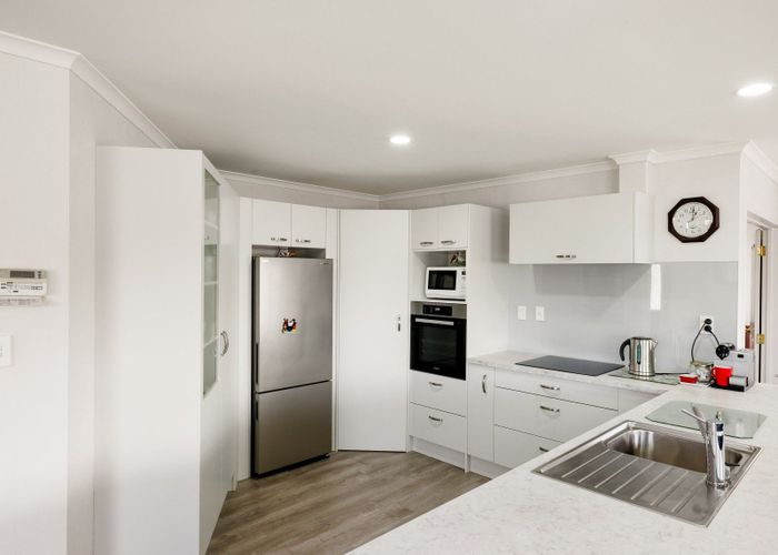  at 2 Brunswick Place, Rototuna North, Hamilton