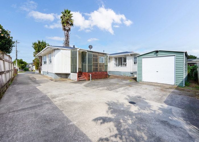 at 10 Oxford Road, Manurewa, Manukau City, Auckland