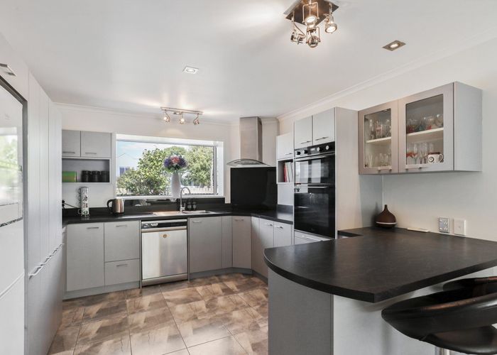  at 1 Flaxgrove Place, Parklands, Christchurch City, Canterbury