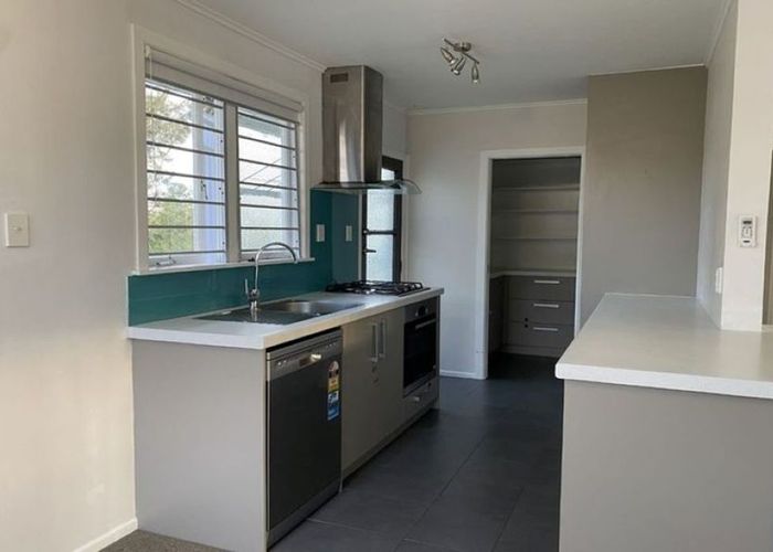  at 25 Hutchinsons Road, Bucklands Beach, Manukau City, Auckland