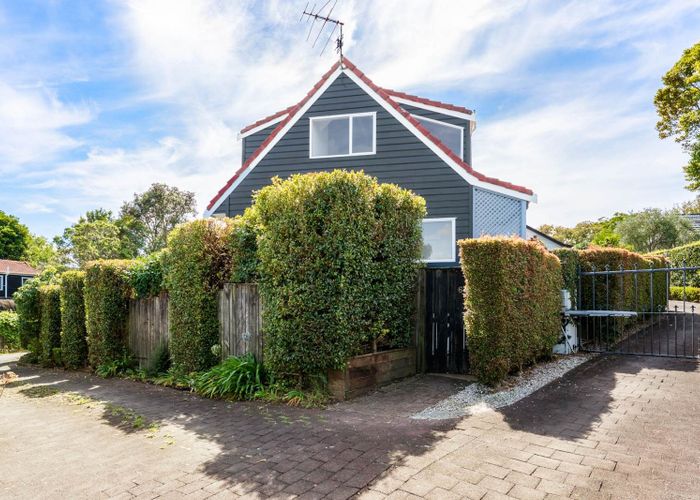  at 6/110 Norman Lesser Drive, Saint Johns, Auckland City, Auckland