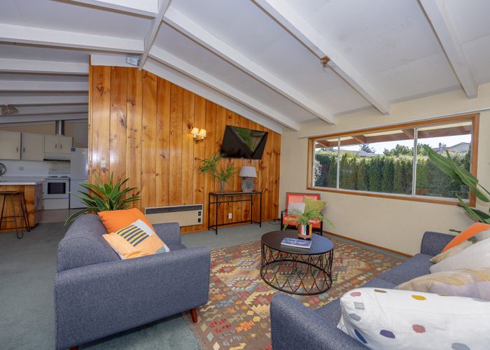  at 6 Totara Terrace, Wanaka