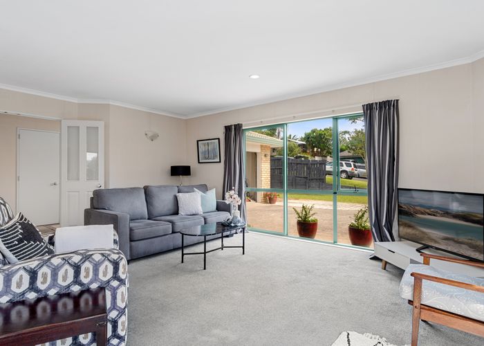  at 15 Karamu Terrace, Pyes Pa, Tauranga