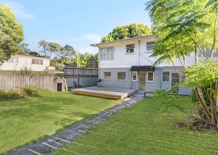  at 72C Connaught Street, Blockhouse Bay, Auckland