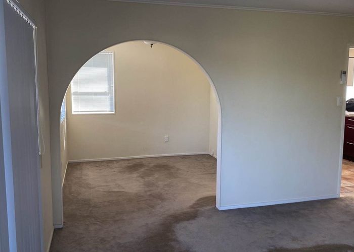  at 115 Aviemore Drive, Highland Park, Manukau City, Auckland