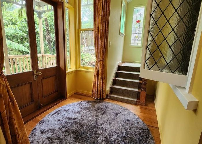  at 140 Glenmore Street, Kelburn, Wellington