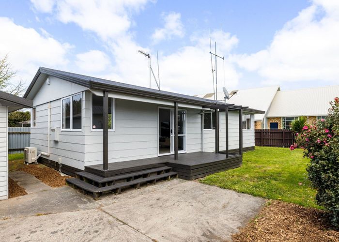  at 94B Clarkin Road, Fairfield, Hamilton