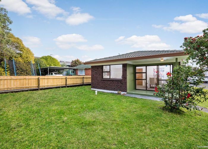  at 1/437 Blockhouse Bay Road, Blockhouse Bay, Auckland