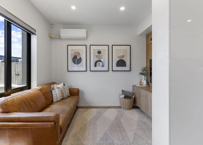  at 1/9 Schnapper Rock Road, Greenhithe, North Shore City, Auckland