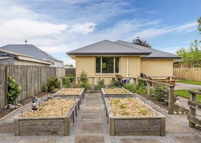  at 450 Hills Road, Mairehau, Christchurch