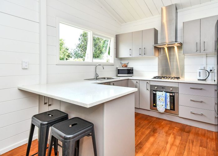  at 39 Fairview Ave, Opaheke, Papakura, Auckland